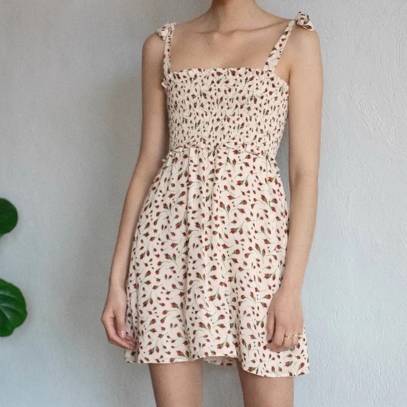 Reformation Seabreeze Mini Dress with Adjustable Tie Straps - Picture 3 of 11